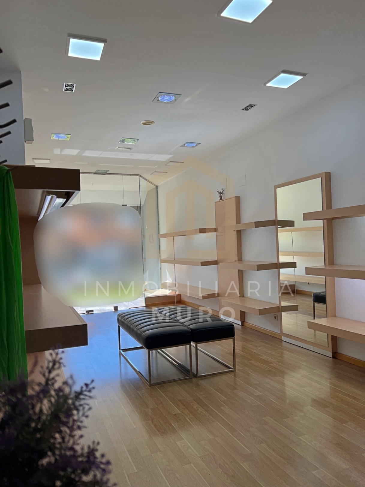 Moderno local comercial en alquiler