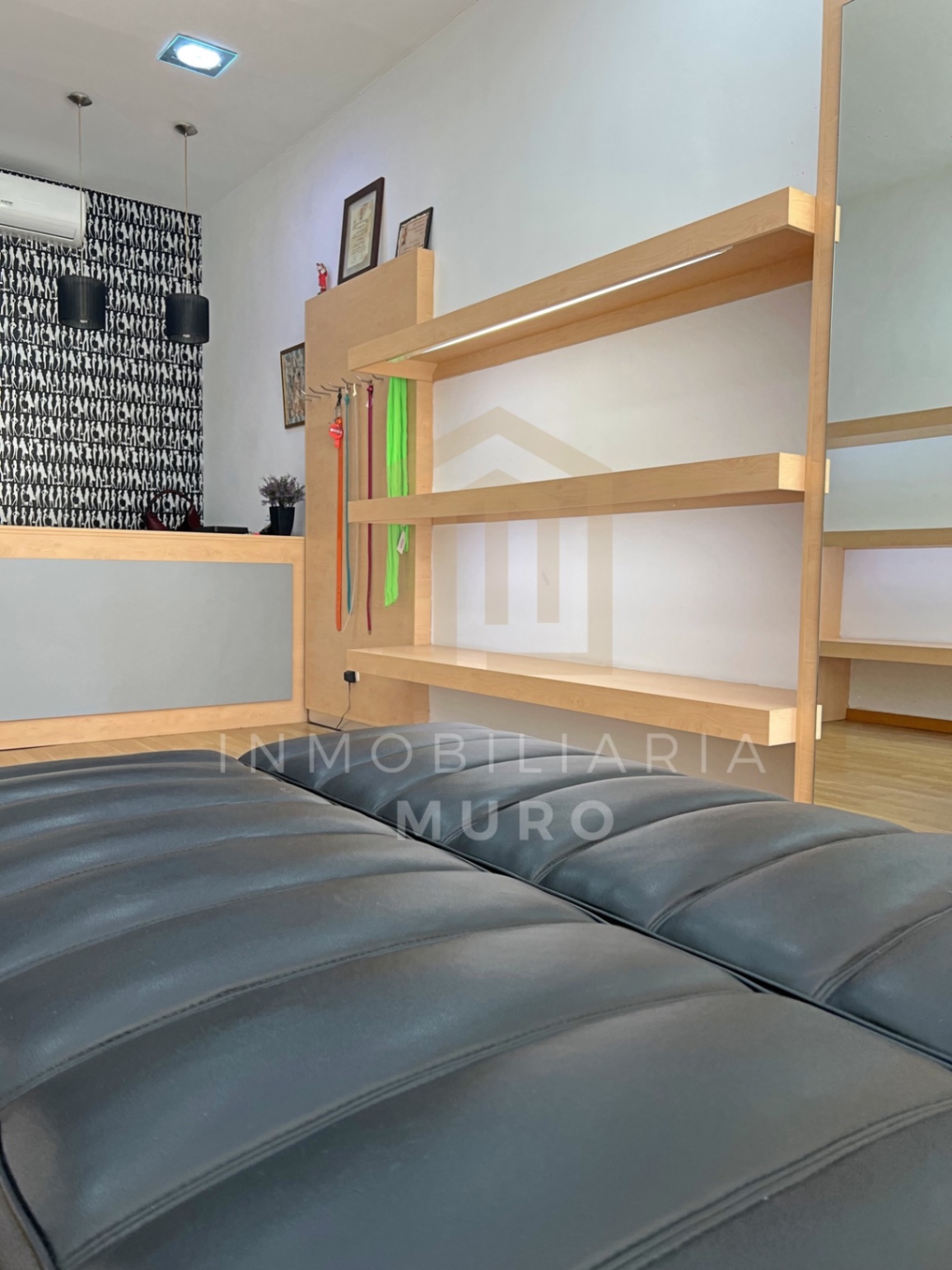 Moderno local comercial en alquiler